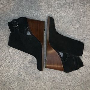 Lucky Brand a wedge Booties